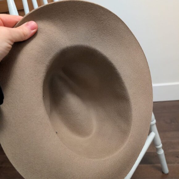 Felt hat - Picture 3 of 3